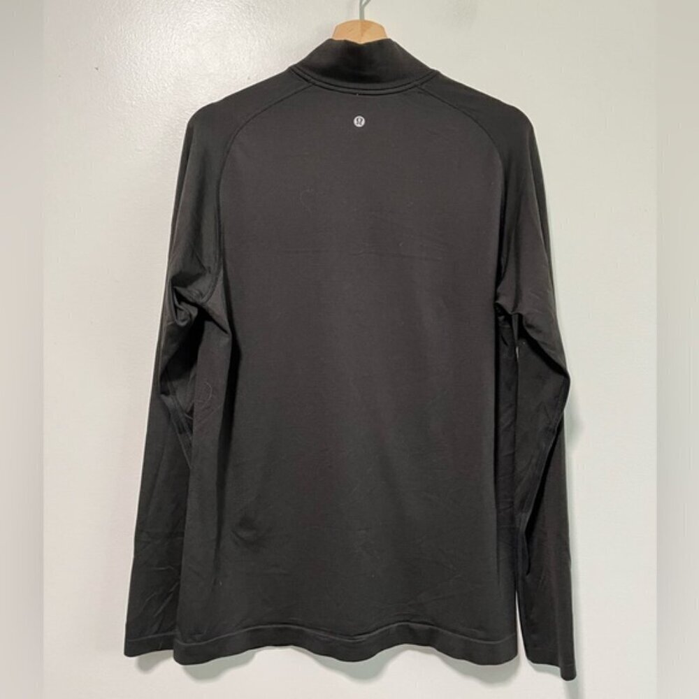 Lululemon Men’s Black Quarter-Zip Long Sleeve Shirt - Pit to Pit 20” - Picture 10 of 10